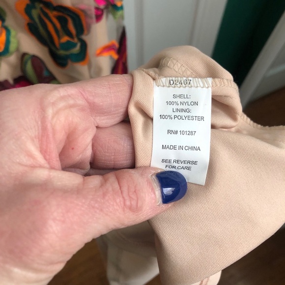 Floral embroidered dress , sleeveless Small - Picture 8 of 11